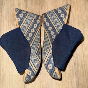 Lucky Brand Women’s cork wedges size 6.5 navy patterned heels tan